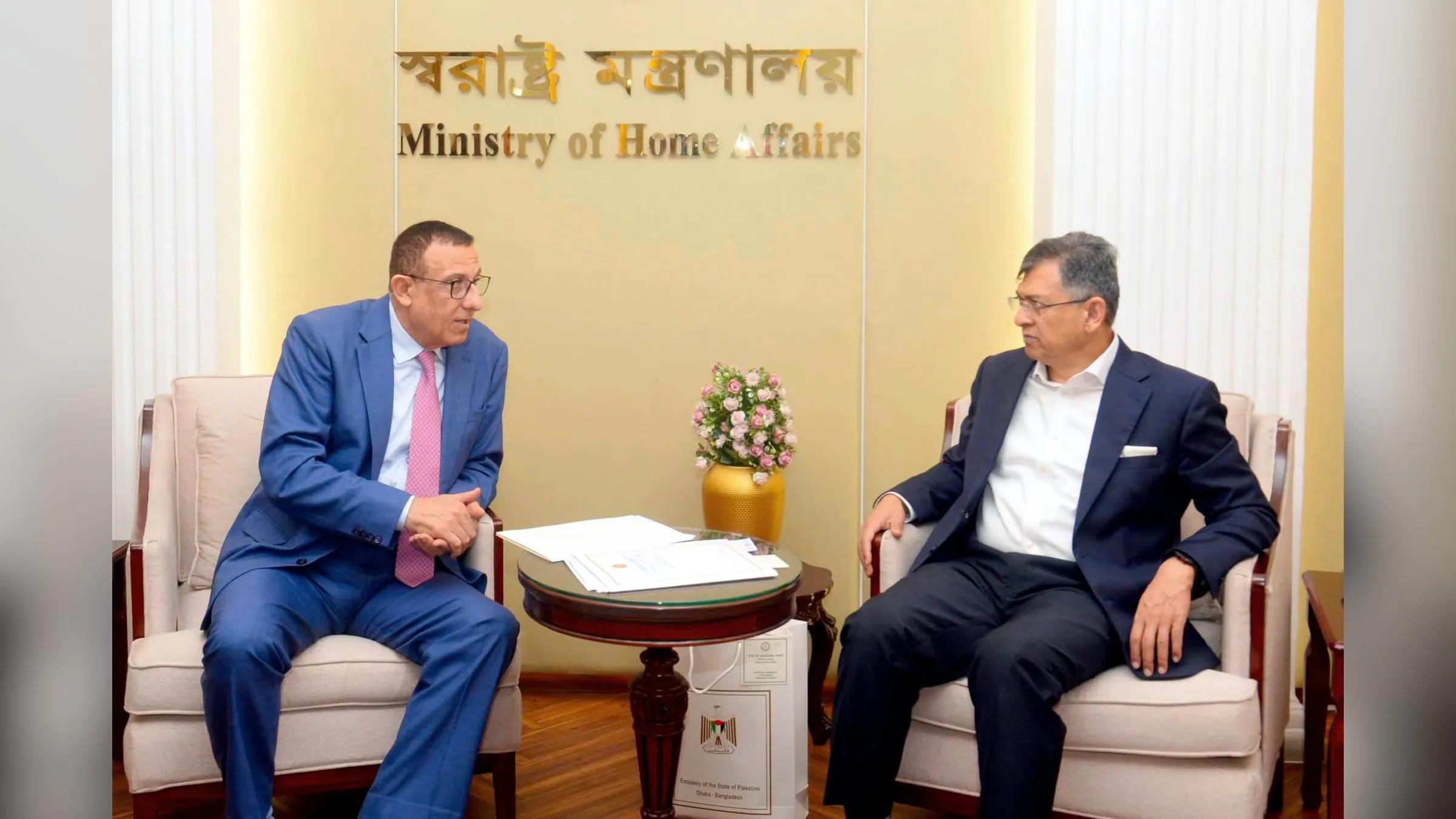 Palestine envoy seeks visa-on-arrival for their students in Bangladesh